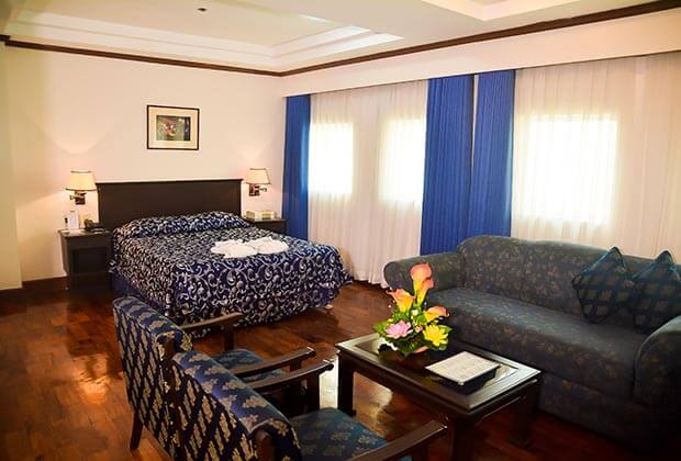 Citystate Tower Hotel in Malate - Junior Suite